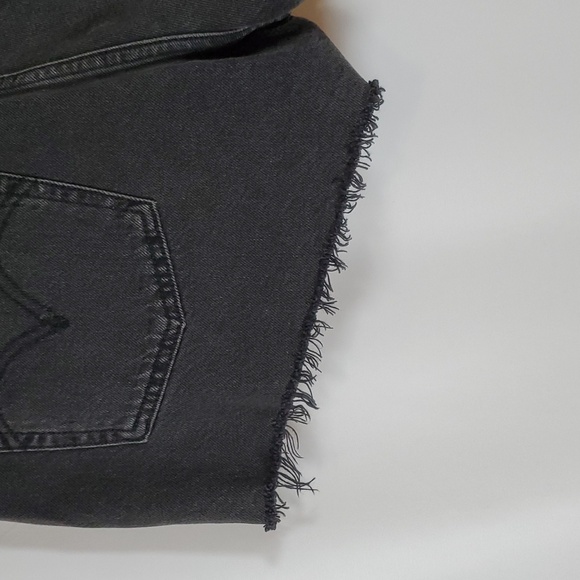 Levi's Woman's Original Git High-Rise Jean Shorts ~ Lunar Black - Picture 9 of 9